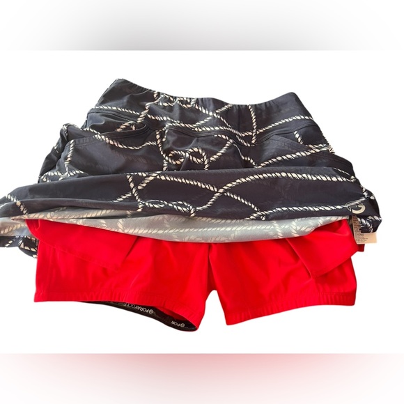 NWT Foray Golf Women’s Rope Print Skort in size XS - Picture 5 of 7